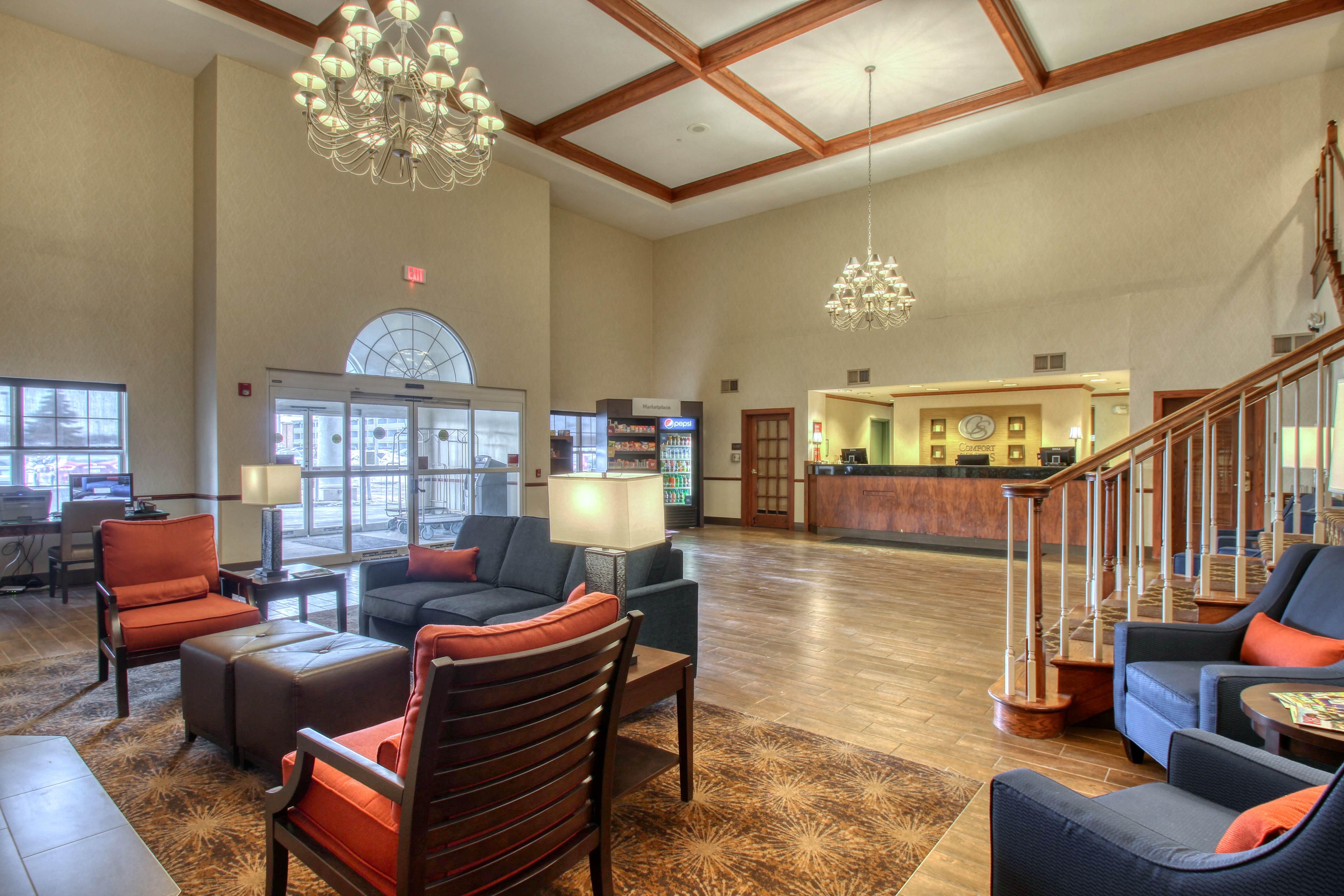 Comfort Suites Milwaukee Airport Oak Creek Eksteriør billede