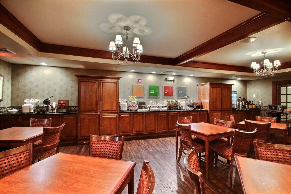 Comfort Suites Milwaukee Airport Oak Creek Eksteriør billede