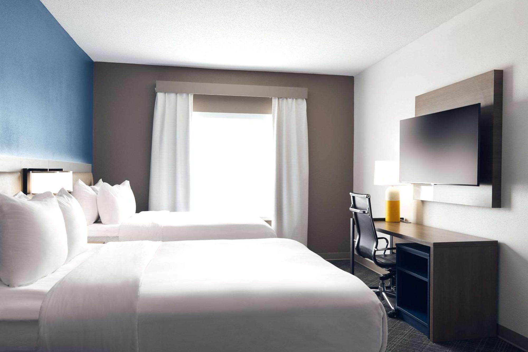 Comfort Suites Milwaukee Airport Oak Creek Eksteriør billede