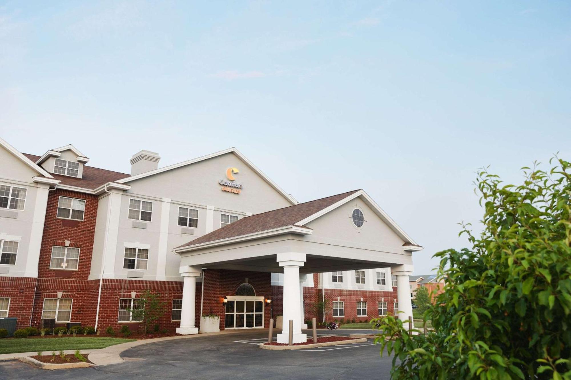 Comfort Suites Milwaukee Airport Oak Creek Eksteriør billede